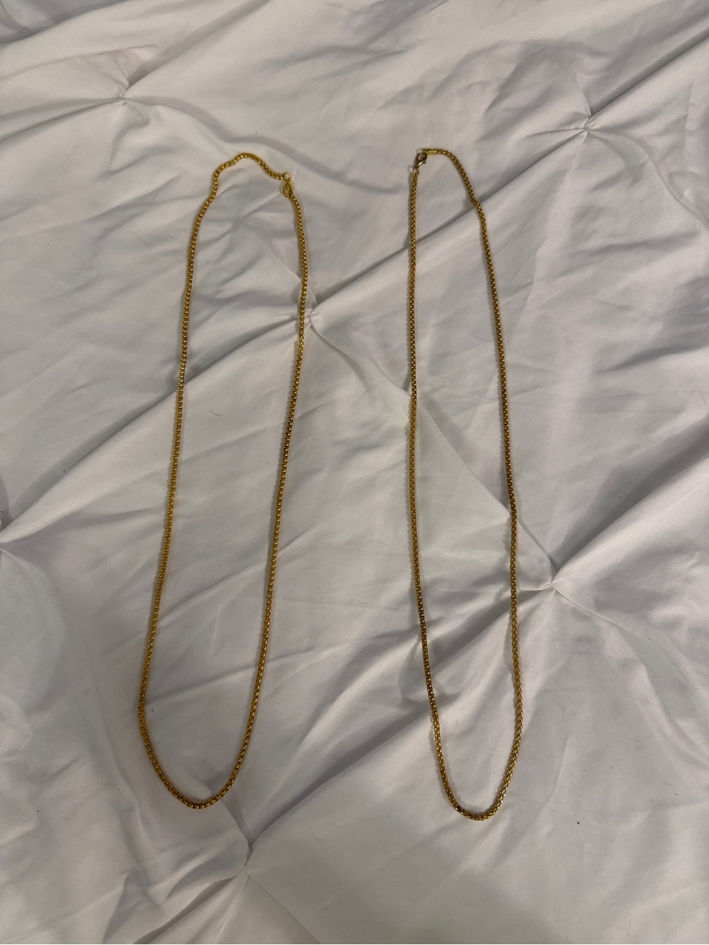 Elegant Gold Chain Necklace - Classic Women's Jewelry